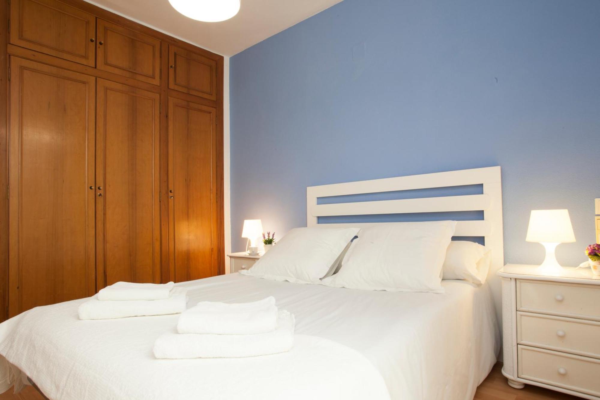 Singular Apartments Jorge Juan Валенсія Номер фото